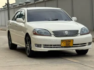 Toyota Mark II 2004 White