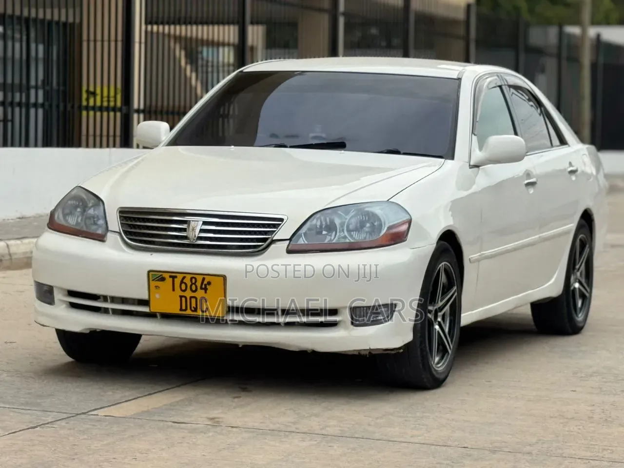 Toyota Mark II 2004 White