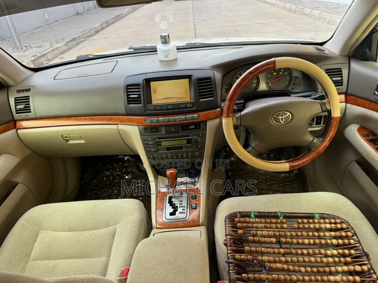 Toyota Mark II 2004 White