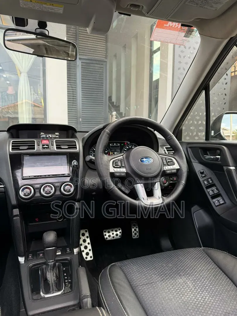 Subaru Forester 2015 Black