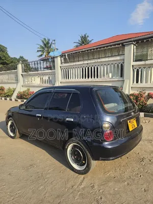 Toyota Starlet 2000 Blue