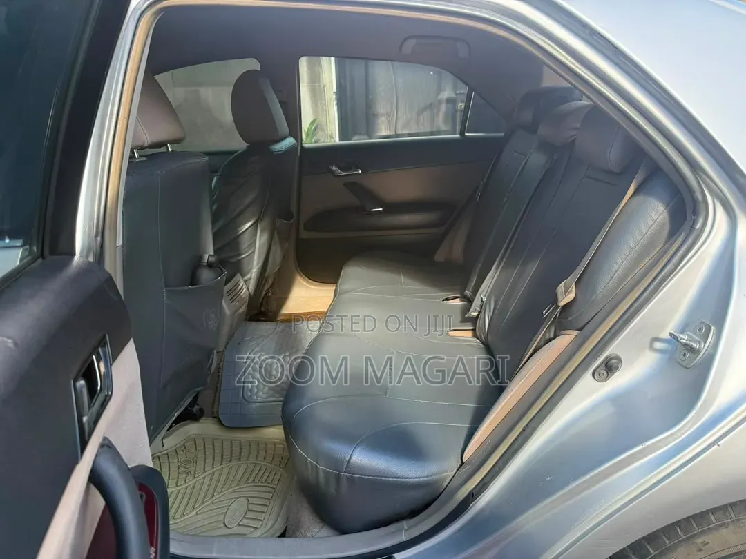 Toyota Mark X 2006 Silver