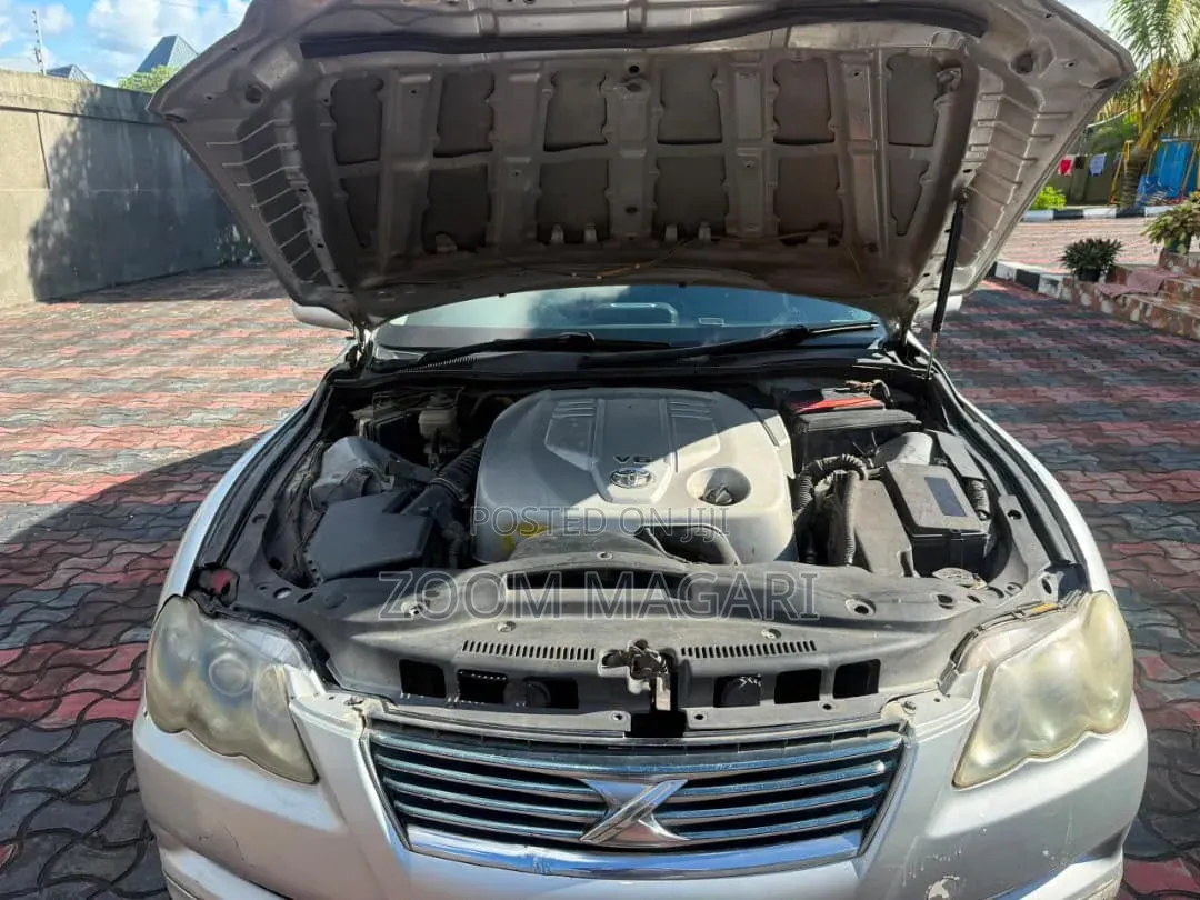 Toyota Mark X 2006 Silver