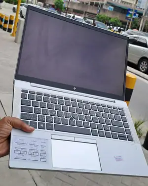 Laptop HP EliteBook 840 G7 8GB Intel Core i5 SSD 256GB