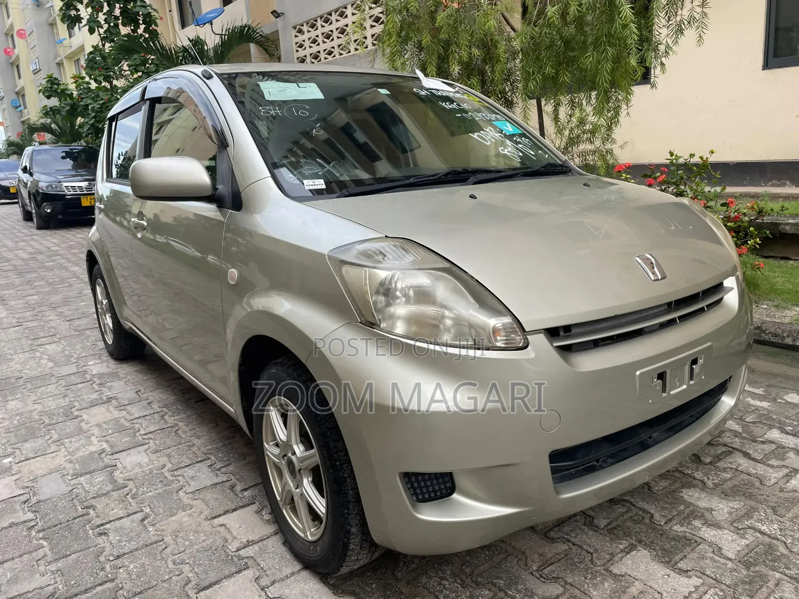 Toyota Passo 2004 Beige