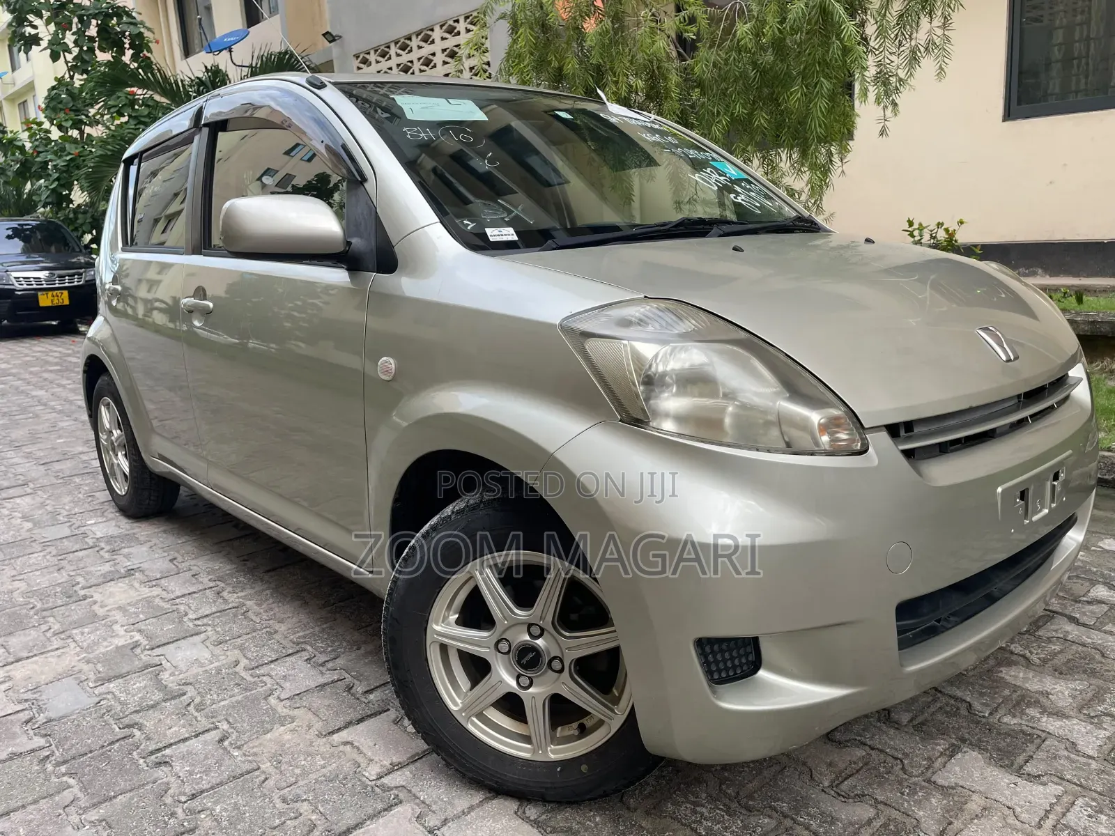 Toyota Passo 2004 Beige