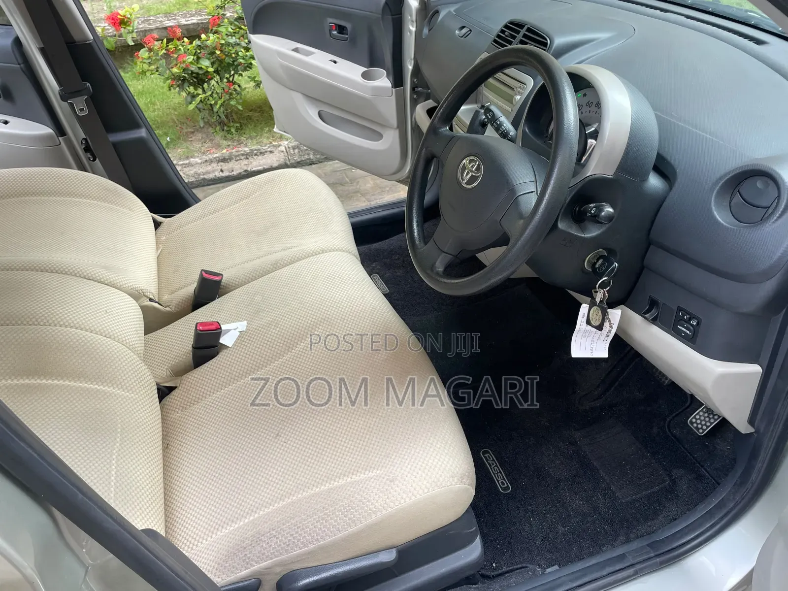 Toyota Passo 2004 Beige