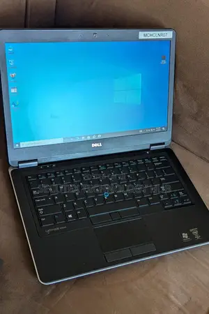 New Laptop Dell Latitude 7440 8GB Intel Core i5 HDD 500GB