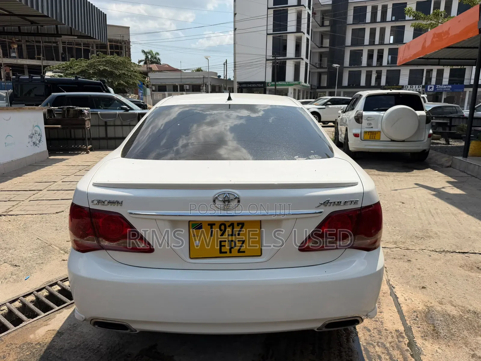 Toyota Crown 2009 White