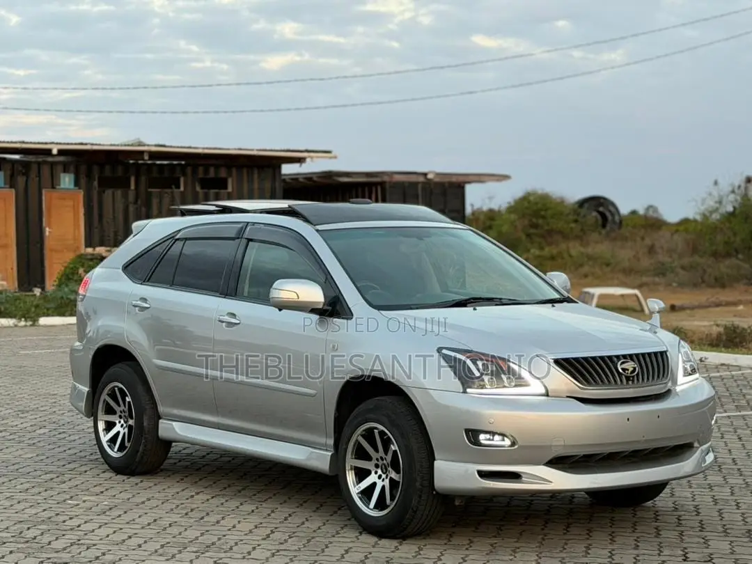 Toyota Harrier 2011 Silver