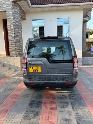 Land Rover Discovery 2011 Gray