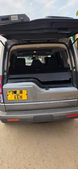 Land Rover Discovery 2011 Gray