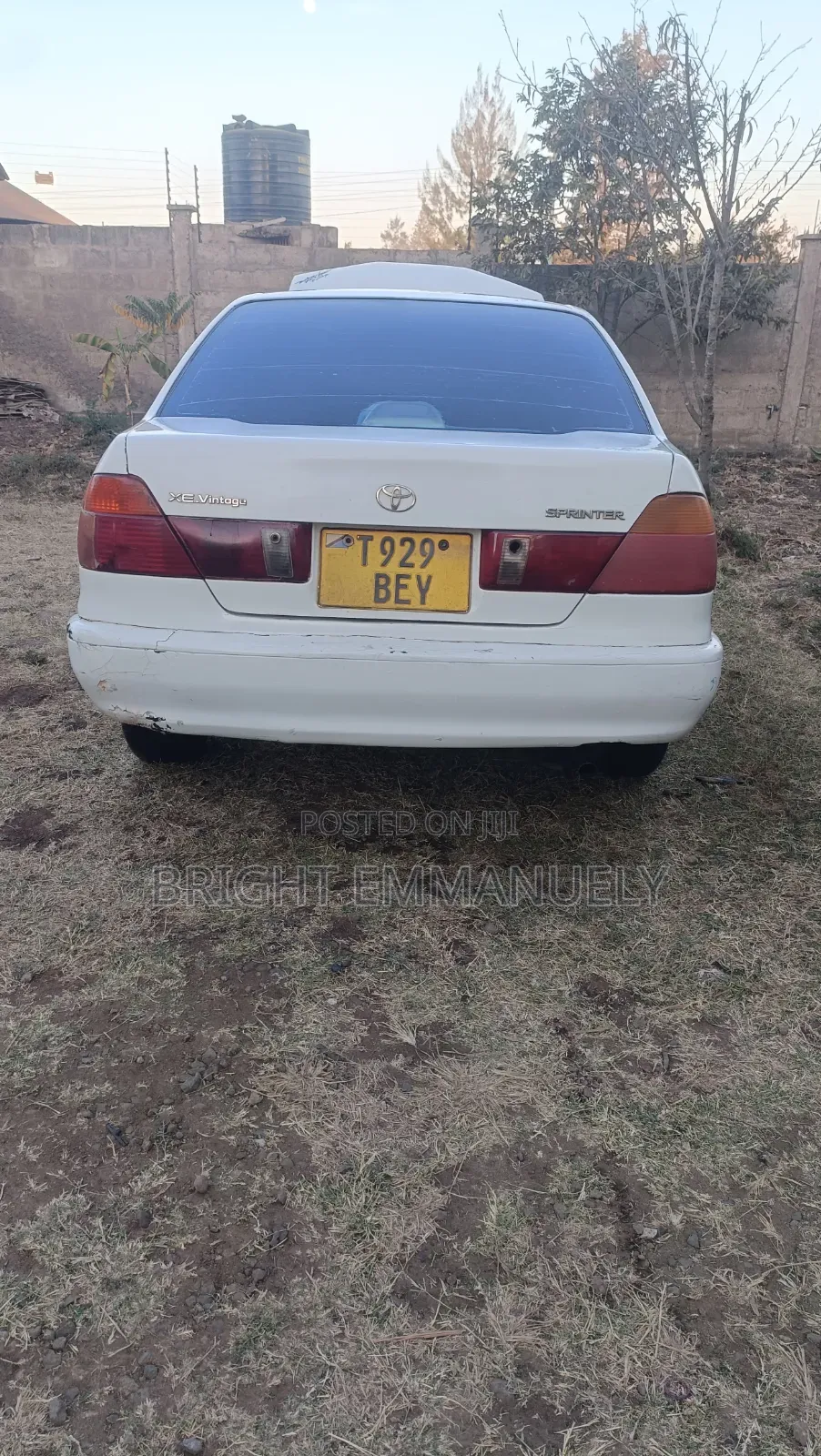 Toyota Sprinter 2000 White