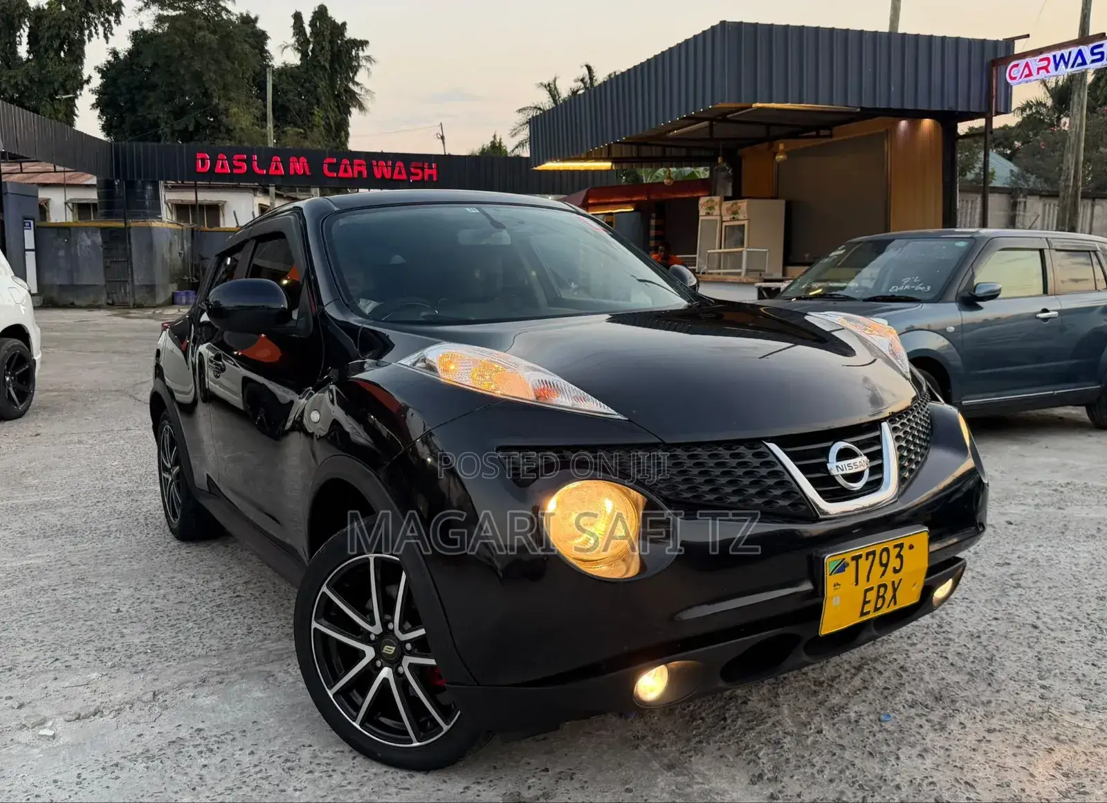 Nissan Juke 2012 Black