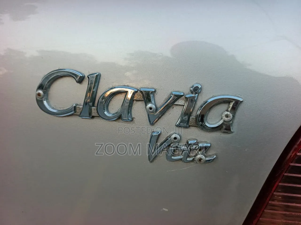 Toyota Vitz 2004 Silver