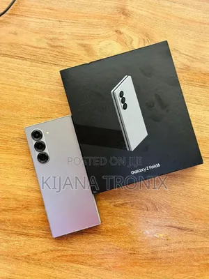 New Samsung Galaxy Z Fold6 256 GB Silver