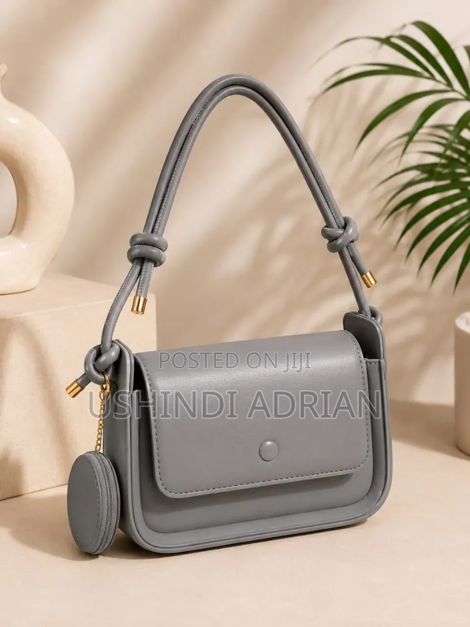 👜✨NEW ARRIVAL—ROYAL GLAM HANDBAG✨🔥Muonekano Wa Kifahari Na Wa Kisasa