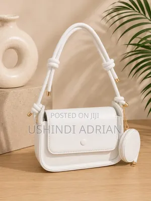 👜✨NEW ARRIVAL—ROYAL GLAM HANDBAG✨🔥Muonekano Wa Kifahari Na Wa Kisasa