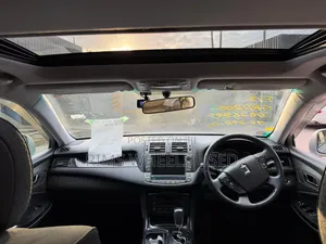Toyota Crown 2009 Black