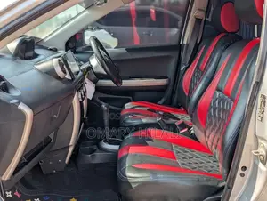 Toyota IST 2004 Silver