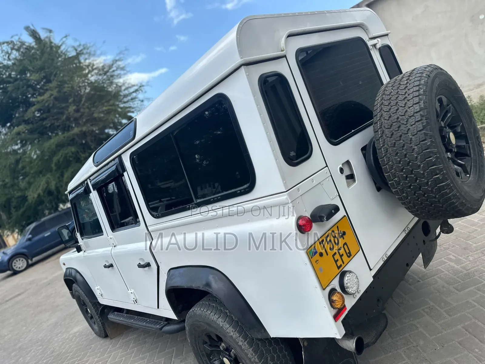 Land Rover Defender 2016 White