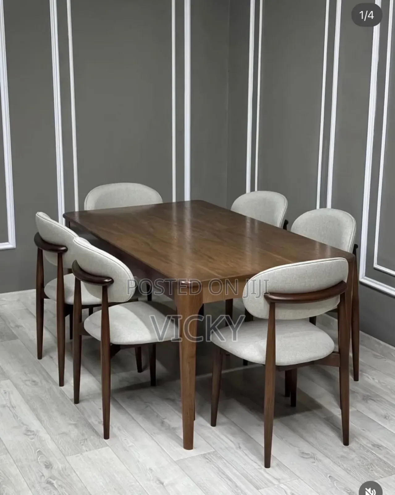 Dining Table  Ipo Tayar 🔥🔥 700k
