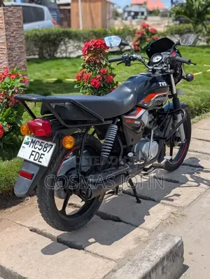 New TVS HLX Plus ES 2025 Black
