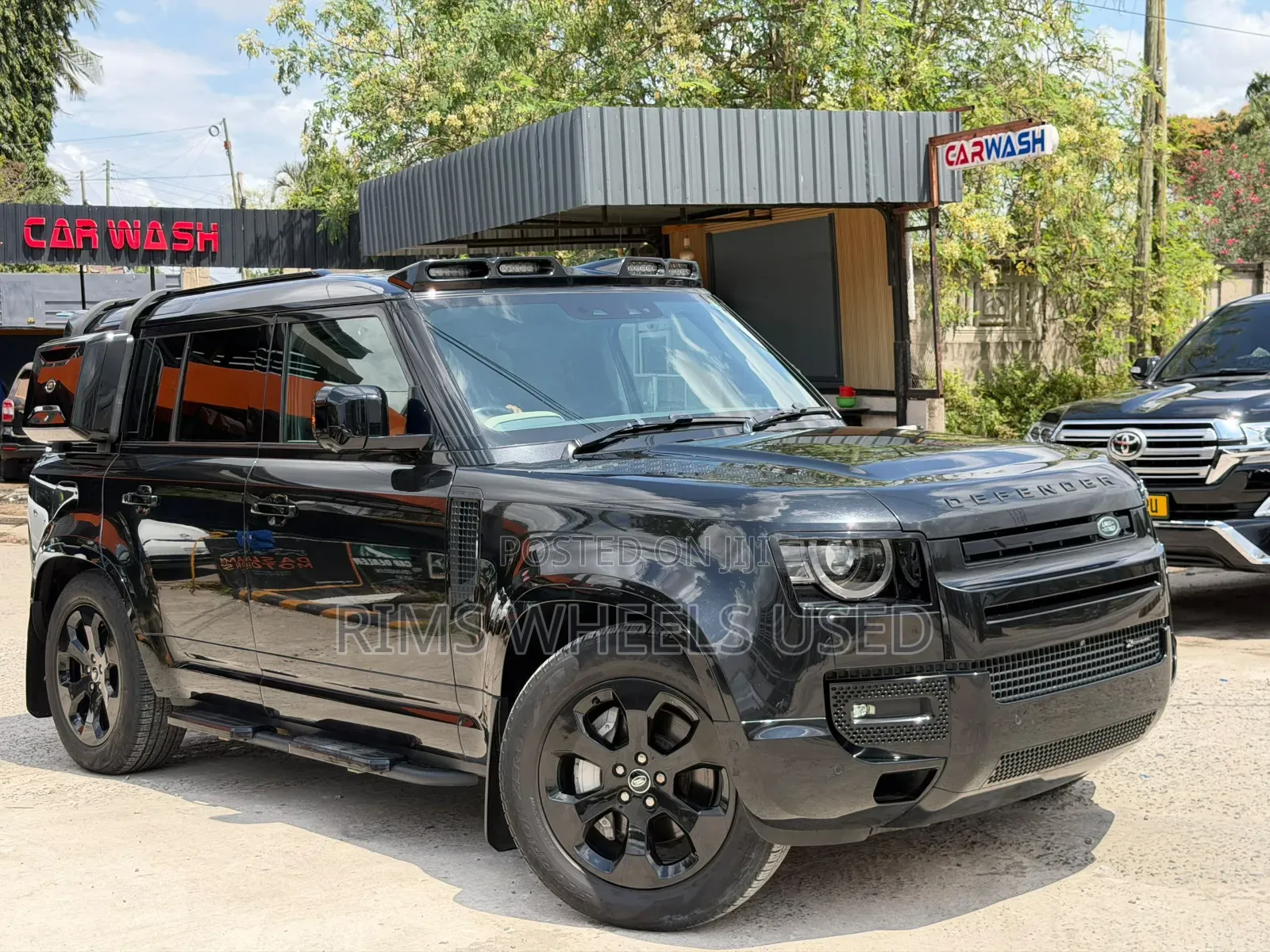 Land Rover Defender 2023 Black