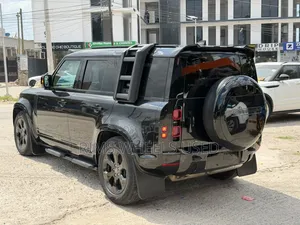 Land Rover Defender 2023 Black