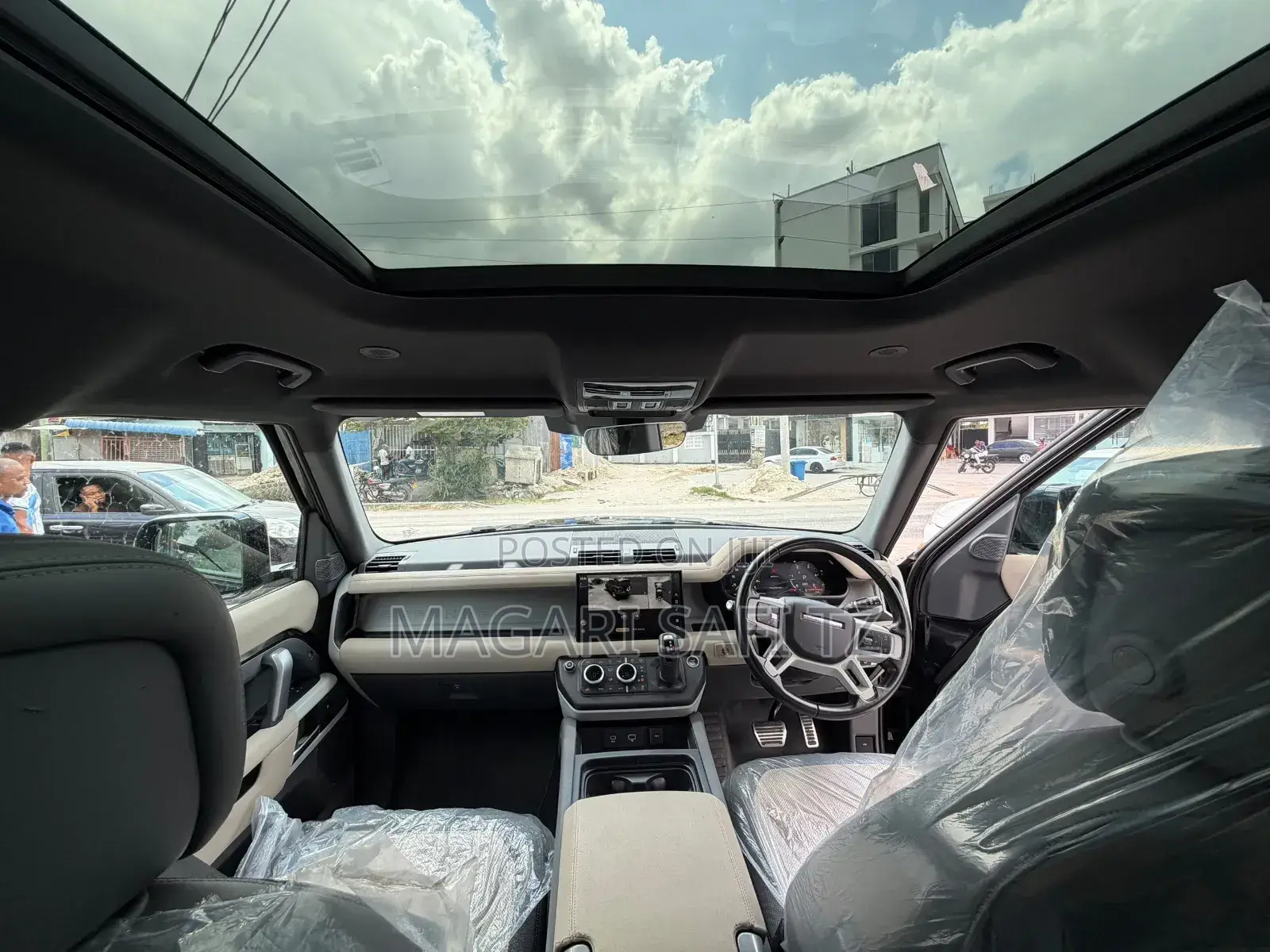 Land Rover Defender 2023 Black