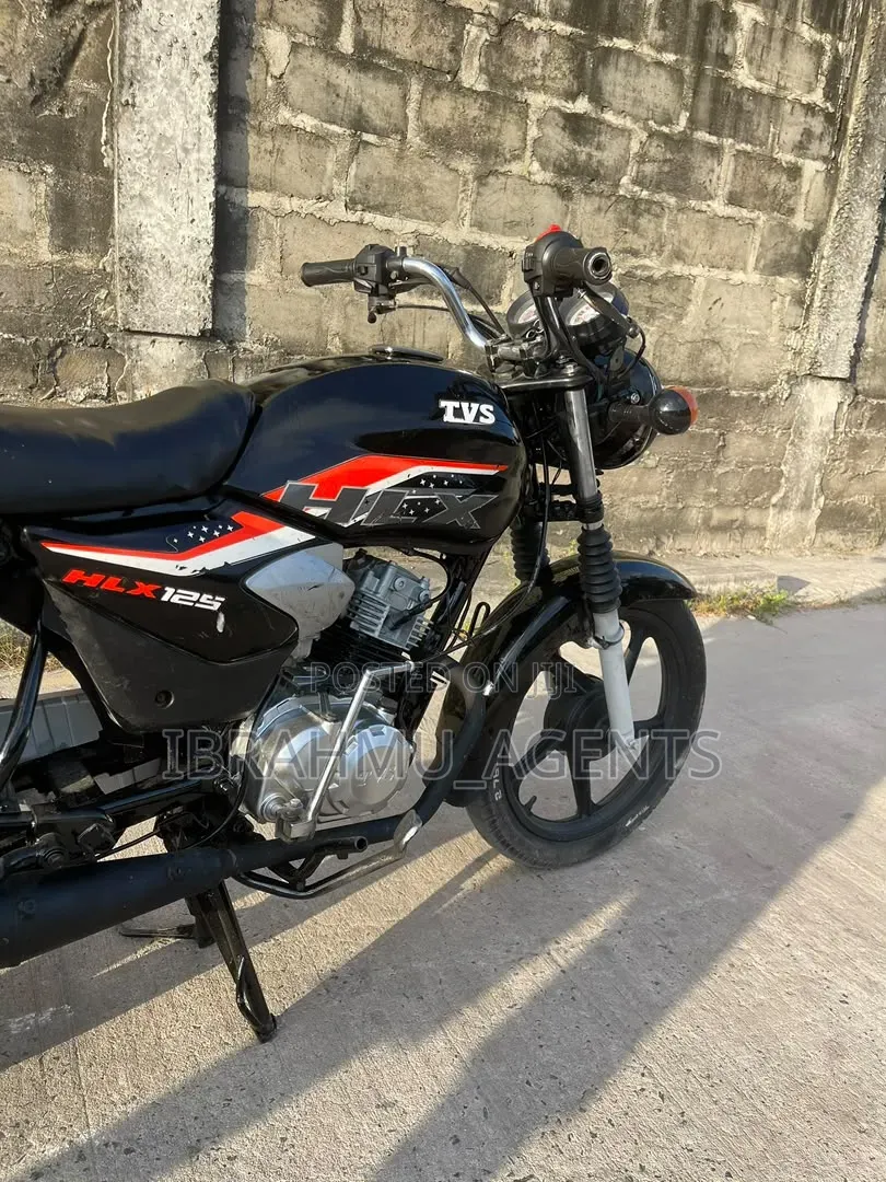 TVS Stryker 125 2025 Red