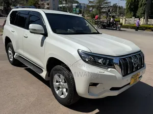 Toyota Land Cruiser Prado 2016 White
