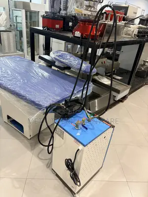 Industrial Ironing Table With Steam Generator