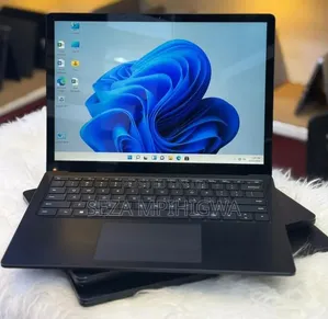 New Laptop Microsoft 16GB Intel Core i7 SSD 256GB
