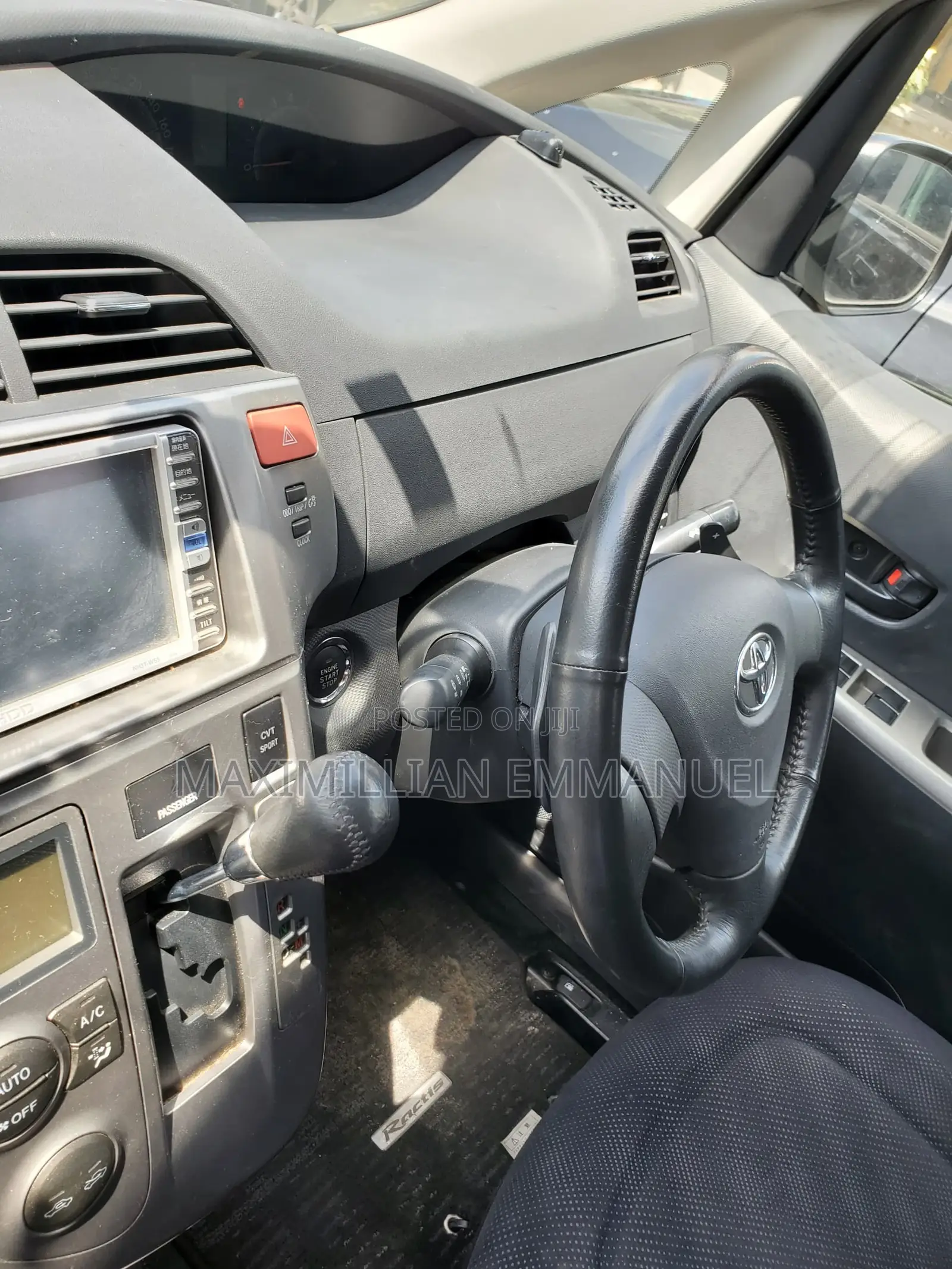 Toyota Ractis 2009 Black