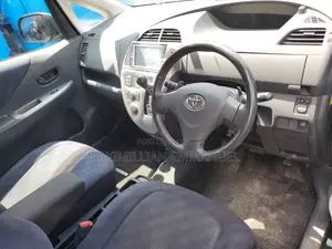 Toyota Ractis 2009 Black