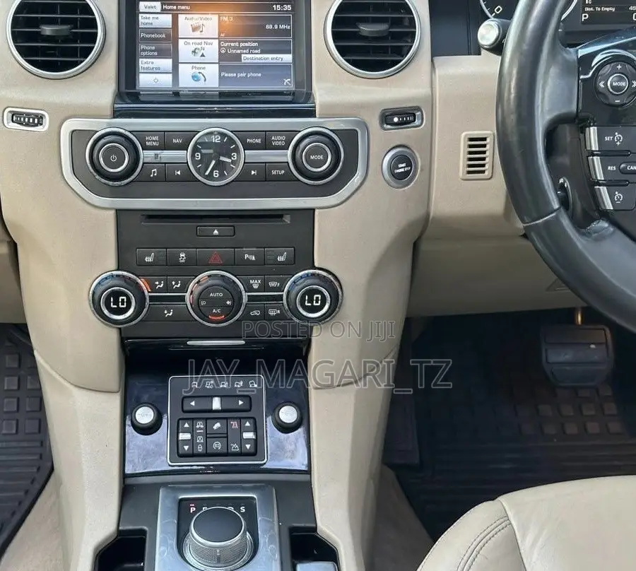 Land Rover Discovery 2015 Black