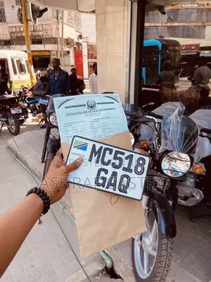 New Bajaj Boxer 125 2025 Black
