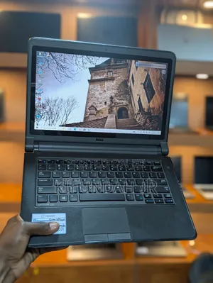 New Laptop Dell Latitude 3340 8GB Intel Core i3 HDD 500GB