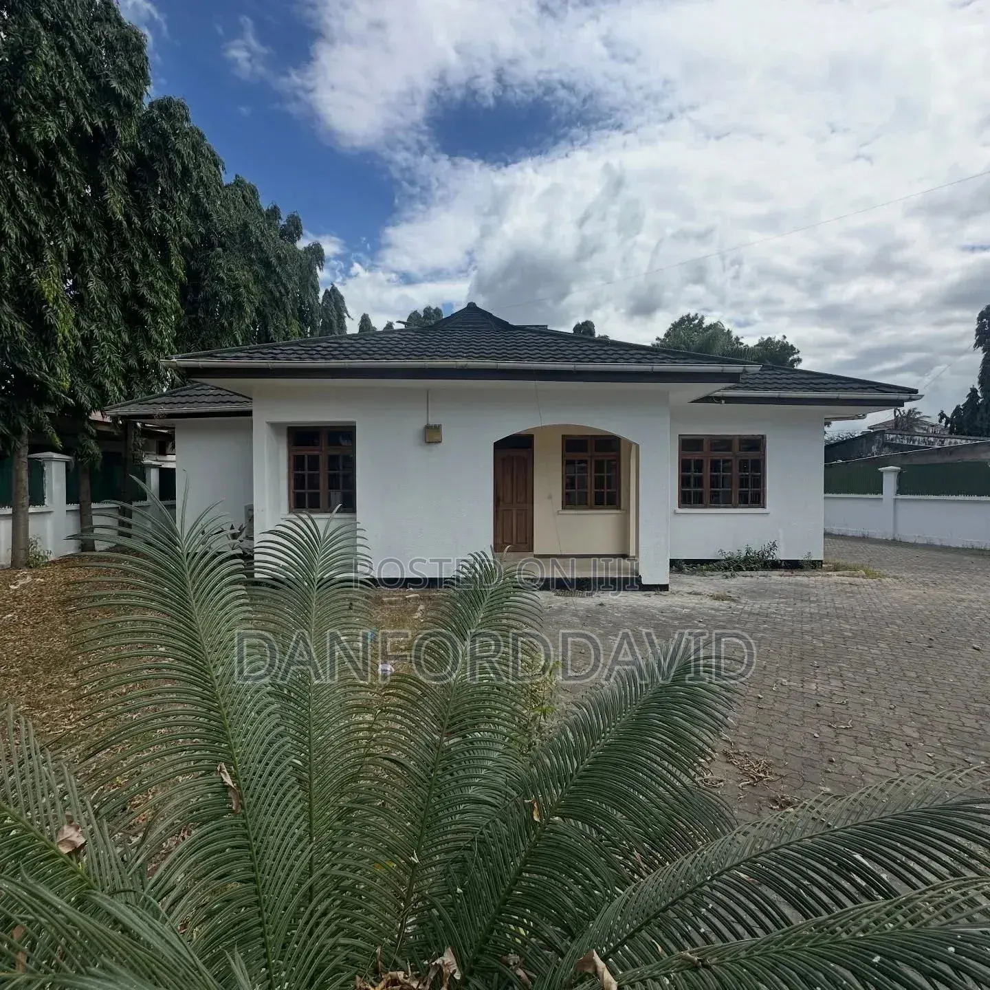 4bdrm Apartment in Kahwa Real Estate, Kawe for rent