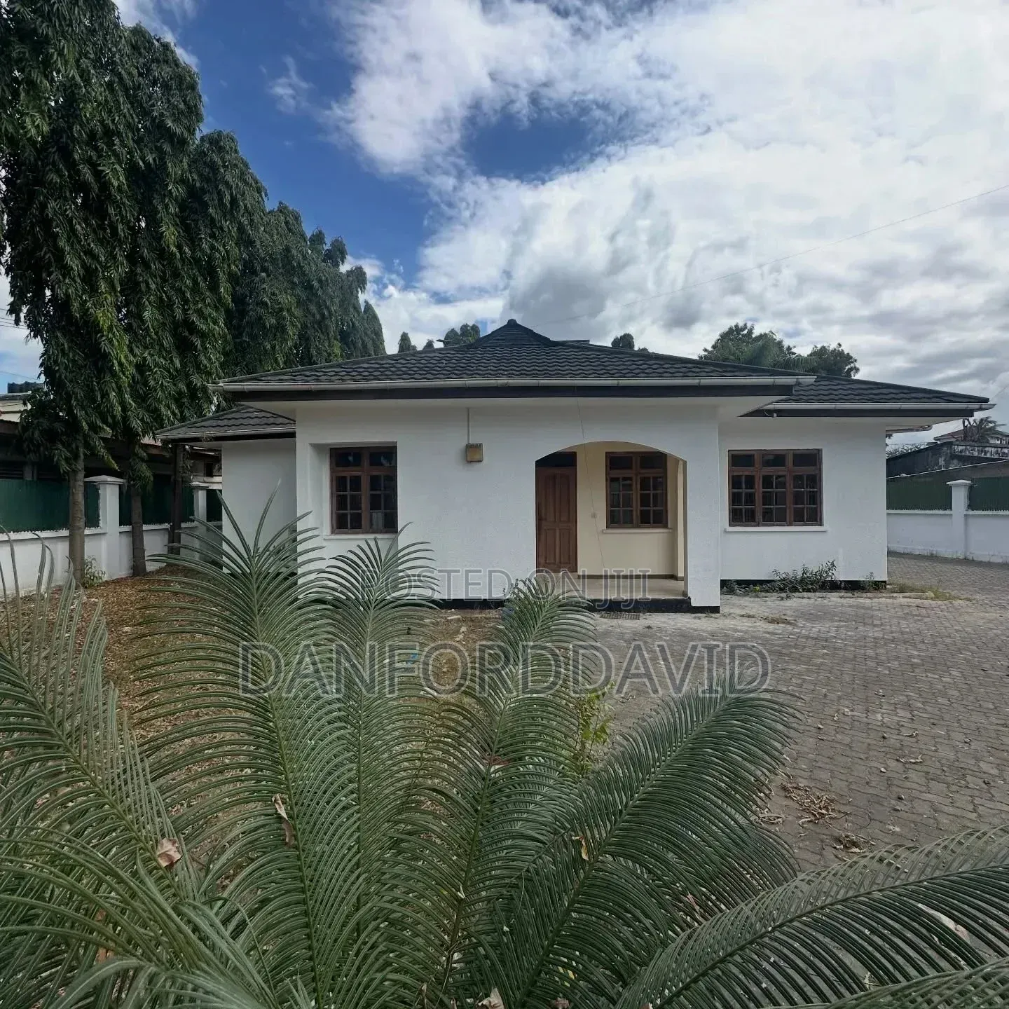 4bdrm Apartment in Kahwa Real Estate, Kawe for rent