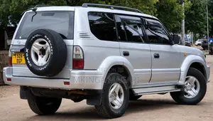 Toyota Land Cruiser Prado 2000 Silver