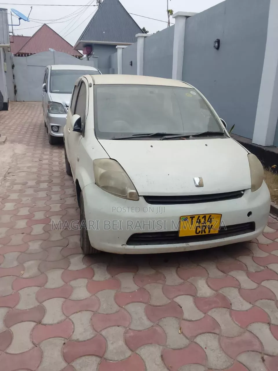 Toyota Passo 2004 White