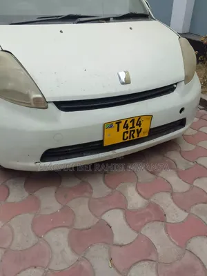 Toyota Passo 2004 White