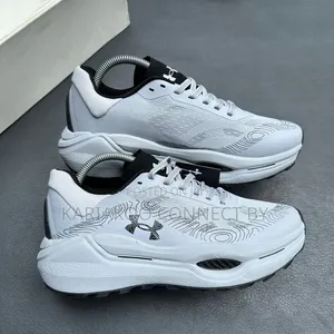 Nike Air Zoom Vomero Lightweight Running Sneakers 🔥👟