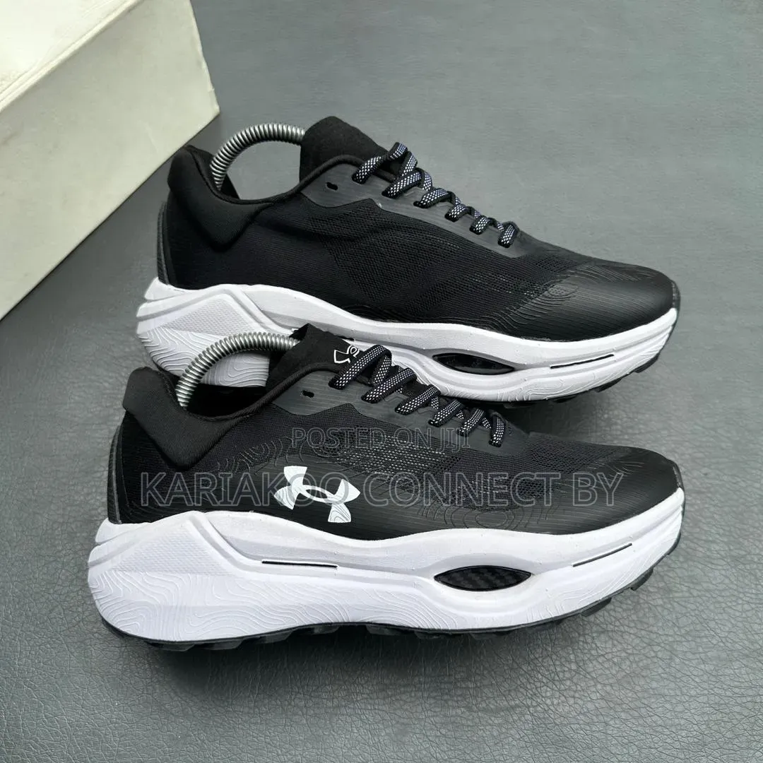 Nike Air Zoom Vomero Lightweight Running Sneakers 🔥👟