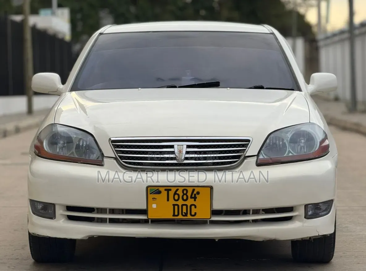 Toyota Mark II 2004 Pearl