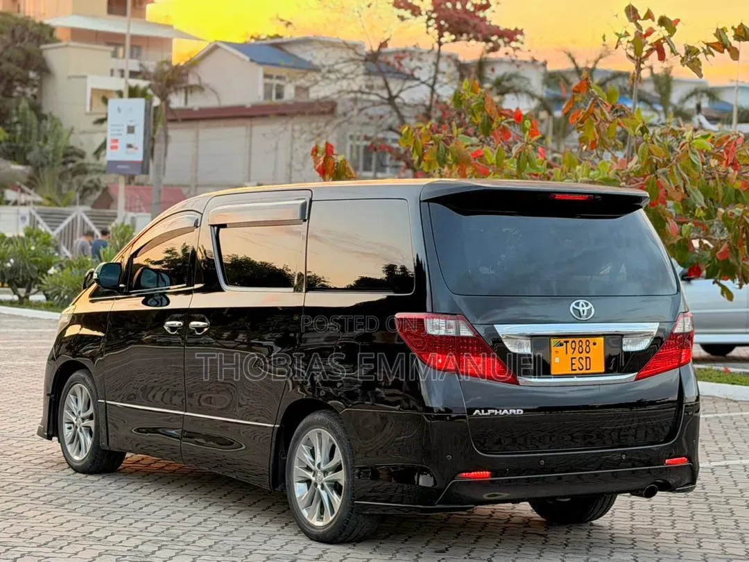 Toyota Alphard 2009 Black