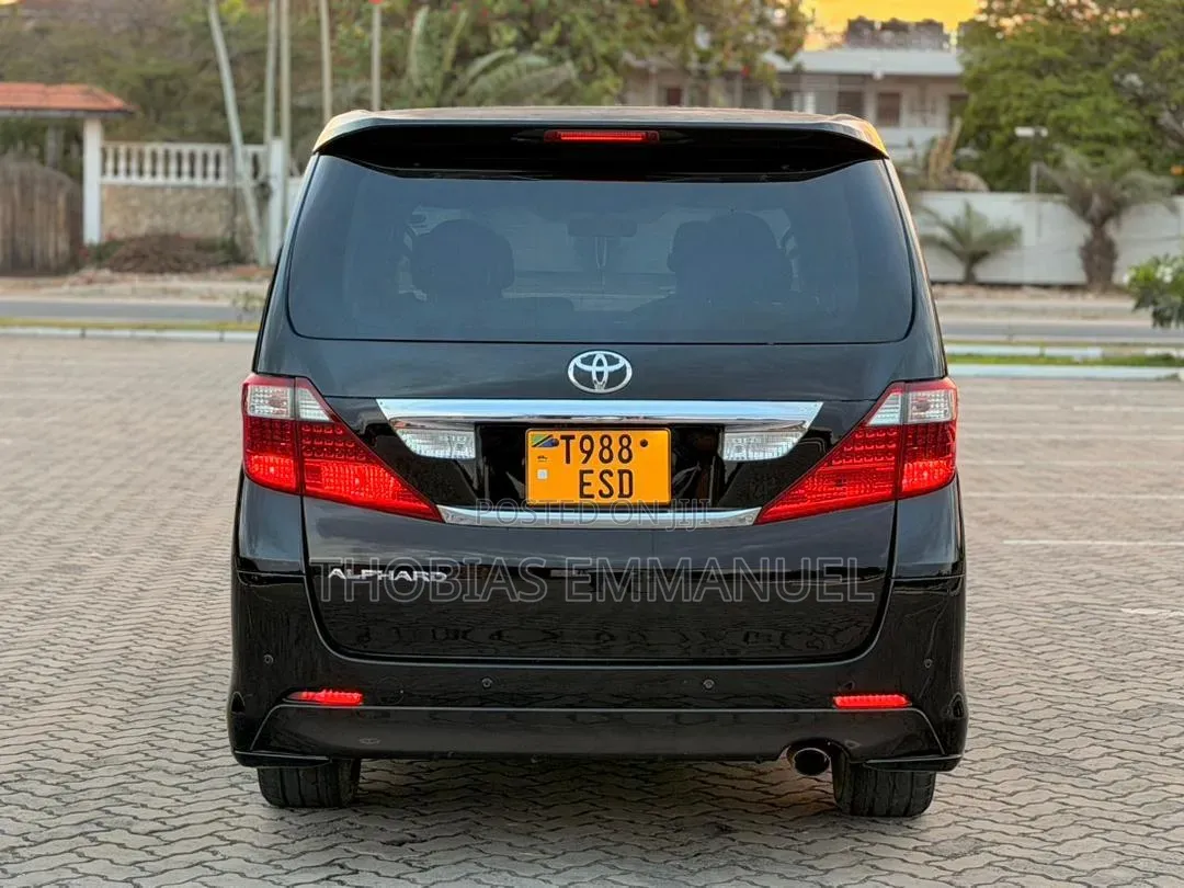 Toyota Alphard 2009 Black