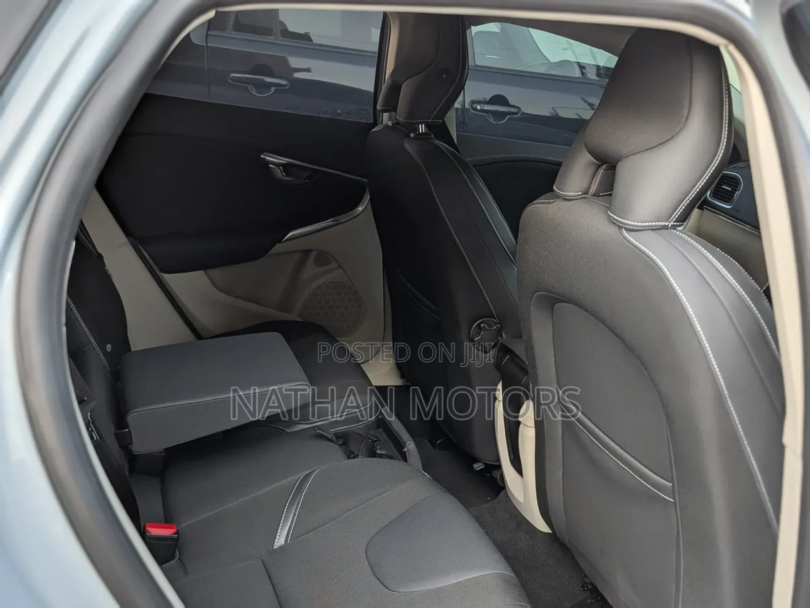 Volvo V40 2016